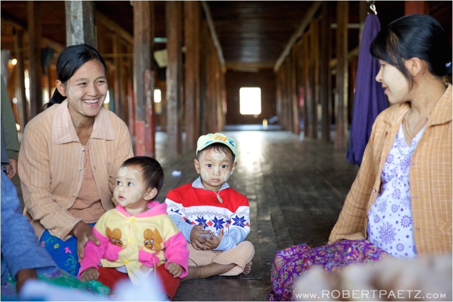 Womens, outreach, myanmar, ngo, photographer, photography, inle, lake, nyuangshwe, midwife, midwives