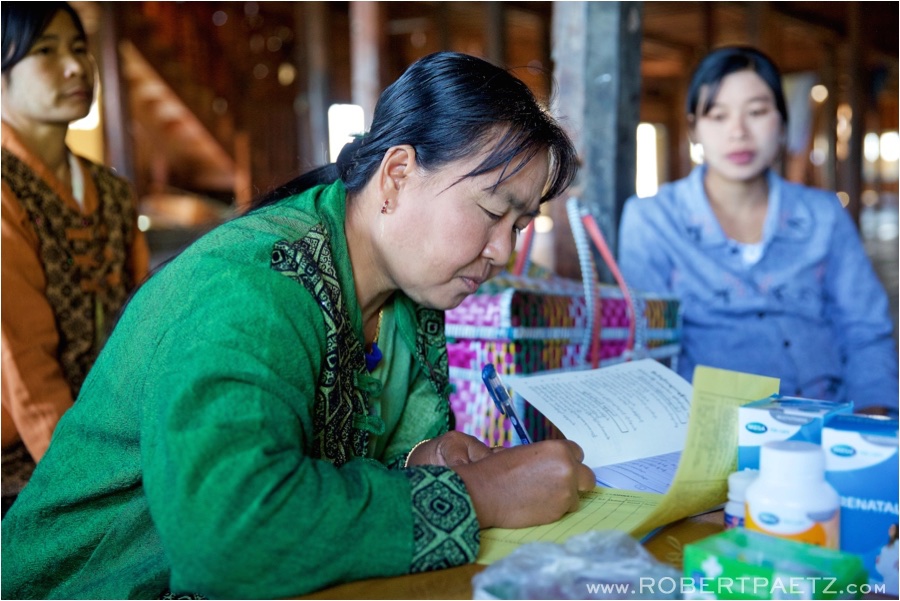 Womens, outreach, myanmar, ngo, photographer, photography, inle, lake, nyuangshwe, midwife, midwives